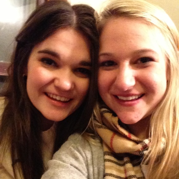 Meet your Posher, Rosie - Picture 2 of 7